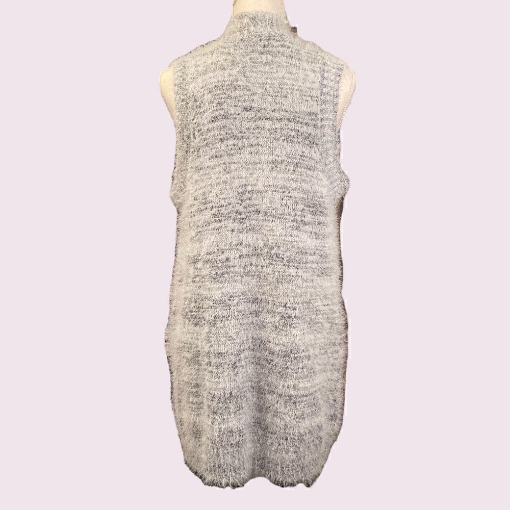 NWT Christopher & Banks Grey Eyelash Vest - Picture 4 of 10